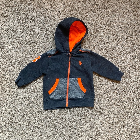 U.S. Polo Zip Up sweatshirt - Picture 2 of 6